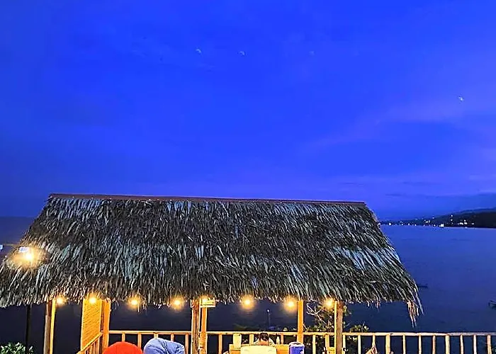 Hotel Casay Huts By Hiverooms